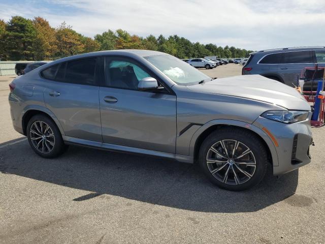 5UX33EX02R9S89705 - 2024 BMW X6 XDRIVE40I GRAY photo 4