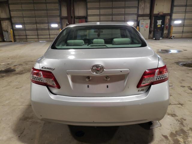 4T1BF3EK0AU086208 - 2010 TOYOTA CAMRY BASE SILVER photo 6