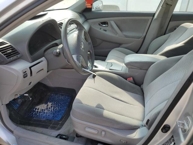 4T1BF3EK0AU086208 - 2010 TOYOTA CAMRY BASE SILVER photo 7