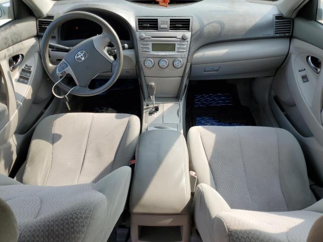 4T1BF3EK0AU086208 - 2010 TOYOTA CAMRY BASE SILVER photo 8