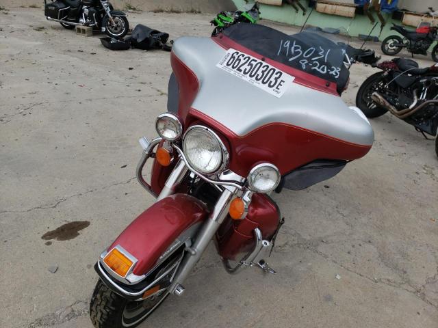 1HD1FCW114Y614548 - 2004 HARLEY-DAVIDSON FLHTCUI 双色 照片 9