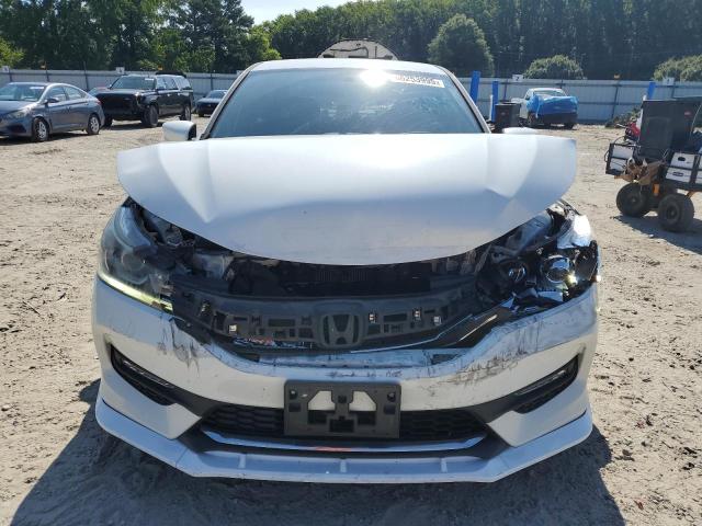 1HGCR2F53HA262247 - 2017 HONDA ACCORD SPORT WHITE photo 5