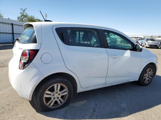 1G1JA6SH5G4174522 - 2016 CHEVROLET SONIC LS WHITE photo 3