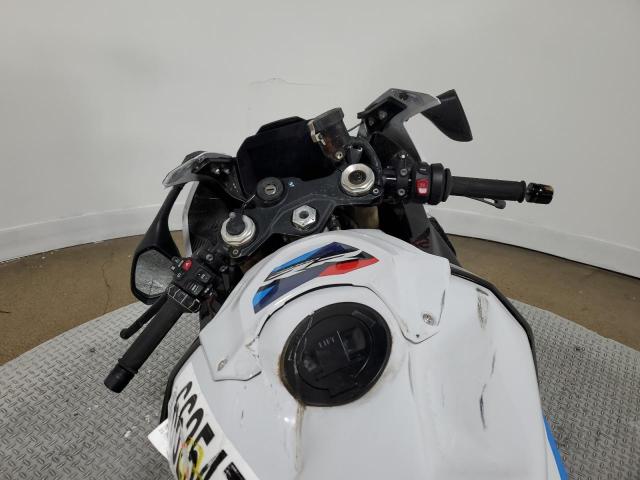 WB10E6307P6H67545 - 2023 BMW S 1000 RR WHITE photo 7