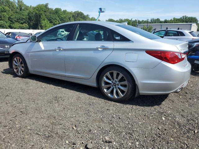5NPEC4AC2DH533523 - 2013 HYUNDAI SONATA SE 银色 照片 2