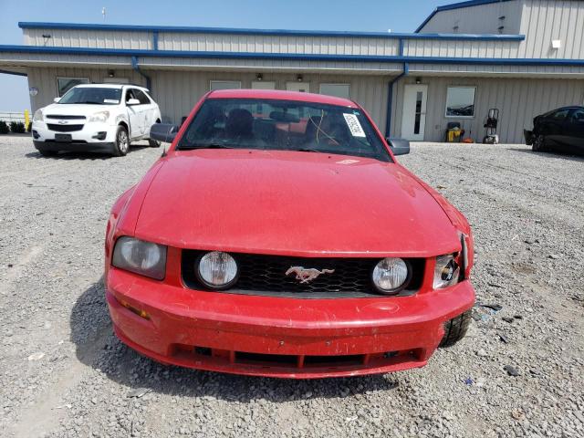 1ZVHT82H165134245 - 2006 FORD MUSTANG GT RED photo 5