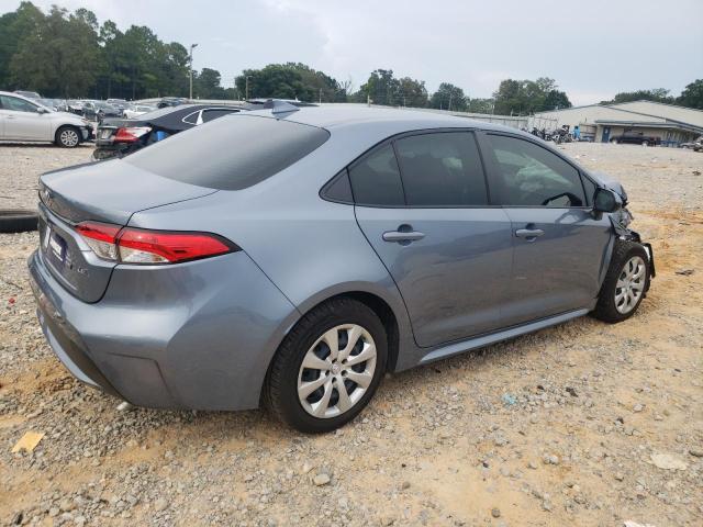JTDEPMAEXNJ225191 - 2022 TOYOTA COROLLA LE GRAY photo 3