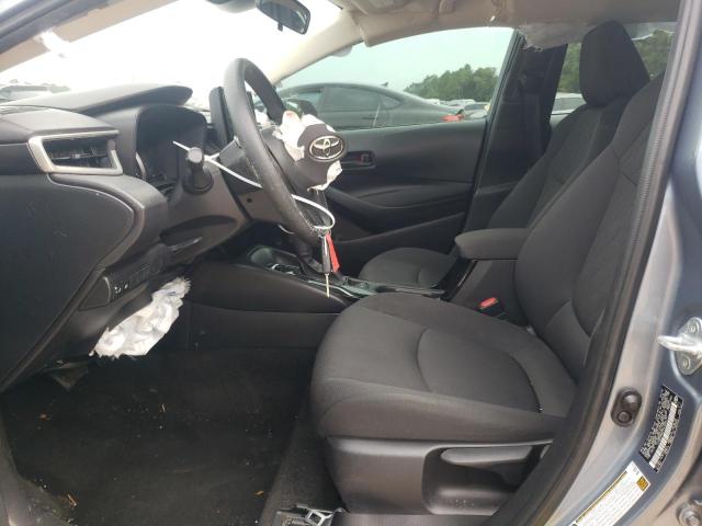 JTDEPMAEXNJ225191 - 2022 TOYOTA COROLLA LE GRAY photo 7
