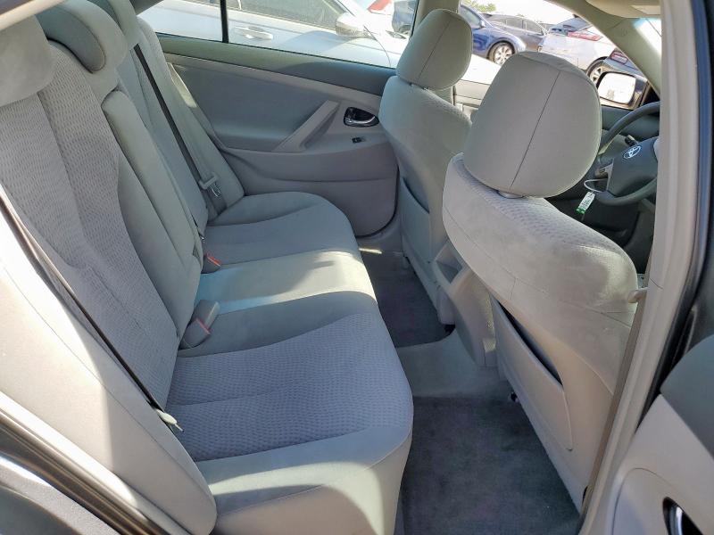 4T1BF3EK4BU694976 - 2011 TOYOTA CAMRY BASE GRAY photo 10