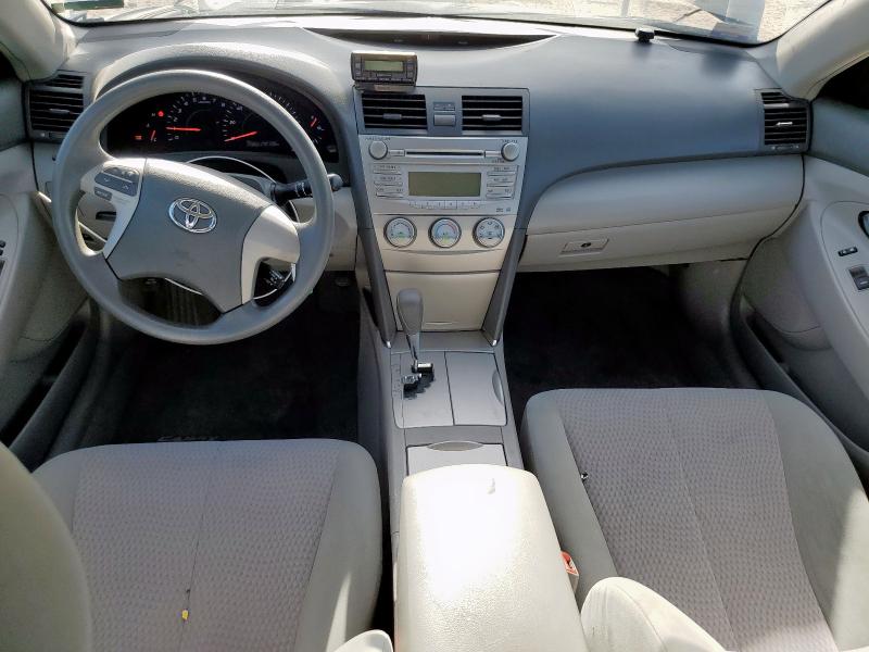 4T1BF3EK4BU694976 - 2011 TOYOTA CAMRY BASE GRAY photo 8