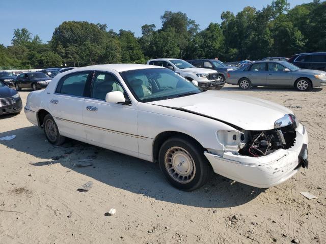 1LNFM81W6WY727603 - 1998 LINCOLN TOWN CAR EXECUTIVE Weiß Foto 4