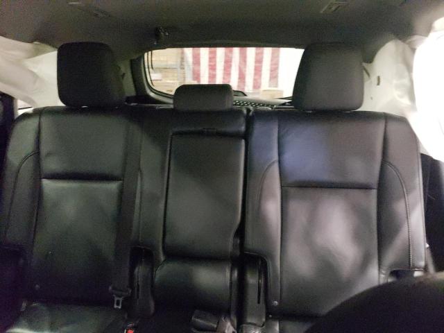 5TDKKRFH0GS132719 - 2016 TOYOTA HIGHLANDER XLE SILVER photo 10