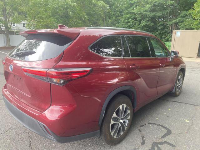 5TDHARAH5MS503633 - 2021 TOYOTA HIGHLANDER HYBRID XLE RED photo 3