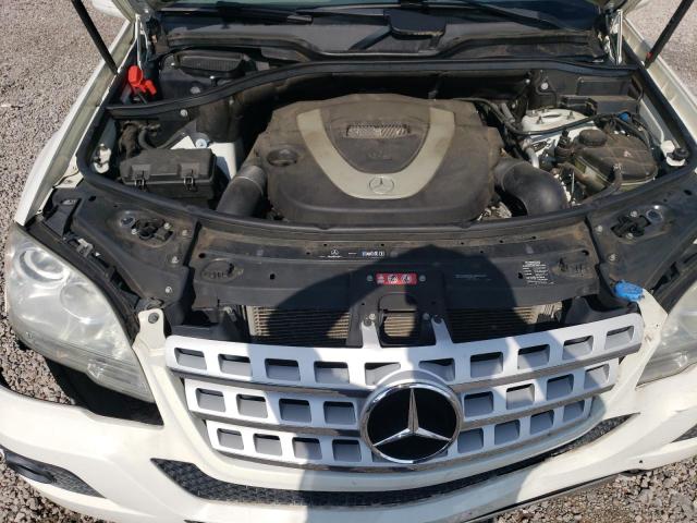 4JGBB8GBXBA644400 - 2011 MERCEDES-BENZ ML 350 4MATIC WHITE photo 12