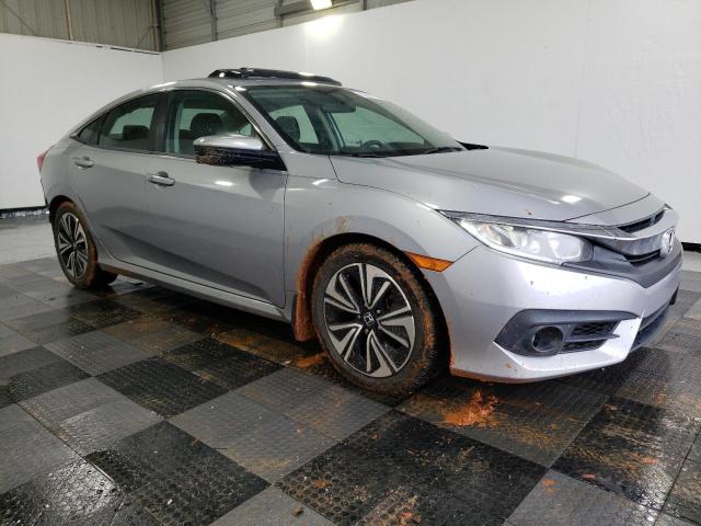 2HGFC1F31HH637190 - 2017 HONDA CIVIC EX SILVER photo 4