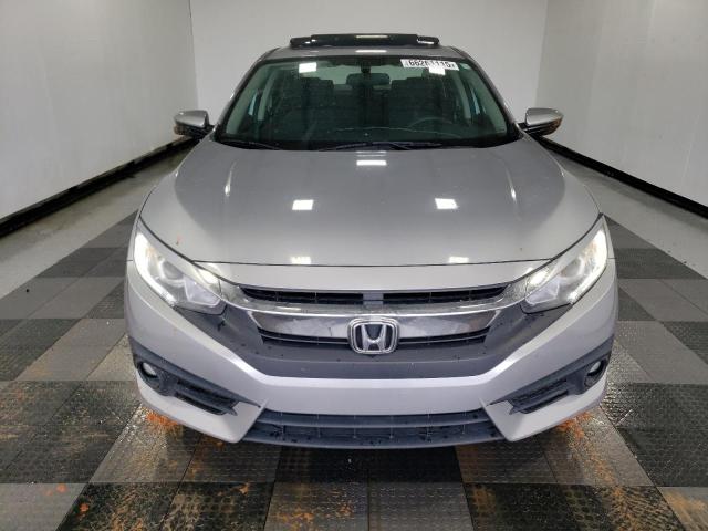 2HGFC1F31HH637190 - 2017 HONDA CIVIC EX SILVER photo 5