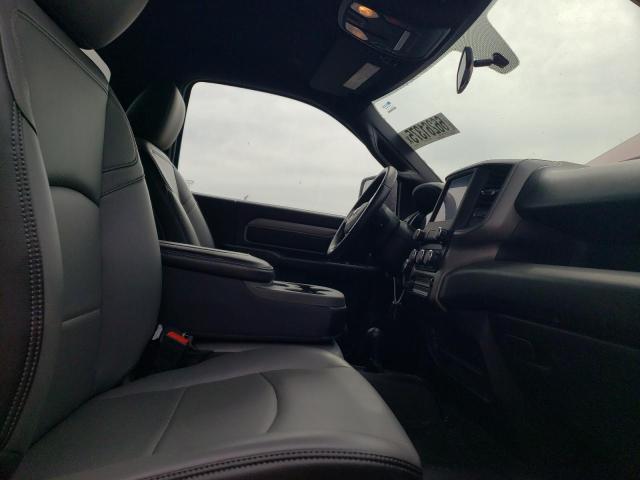 3C6MR5AJ4PG500946 - 2023 RAM 2500 TRADESMAN Красный фото 10