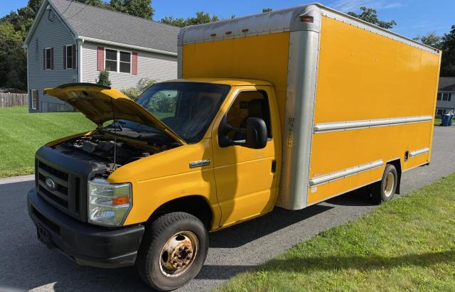 1FDWE3FS5CDA53744 - 2012 FORD ECONOLINE E350 SUPER DUTY CUTAWAY VAN YELLOW photo 2