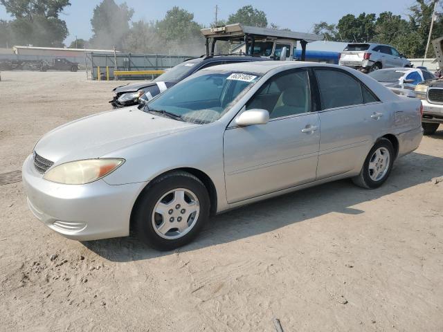 2002 TOYOTA CAMRY LE, 