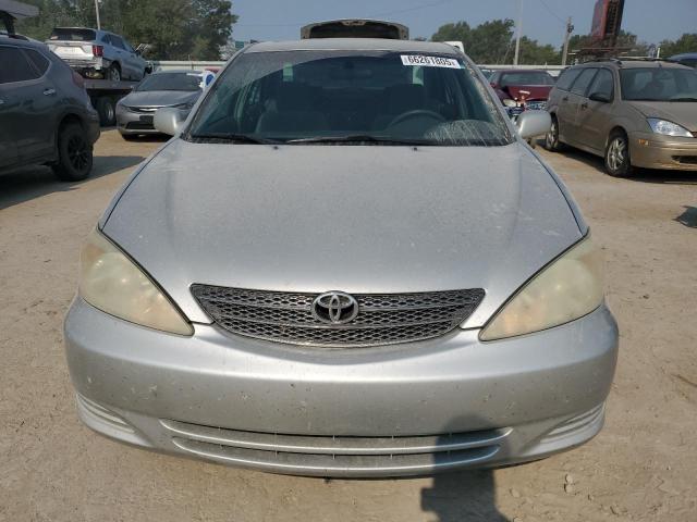 4T1BF32K12U530685 - 2002 TOYOTA CAMRY LE SILVER photo 5