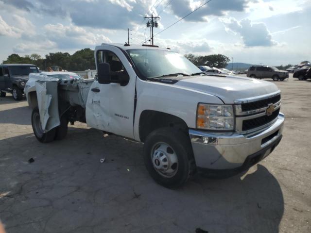 1GC3KZCG8CF242413 - 2012 CHEVROLET SILVERADO K3500 WHITE photo 4