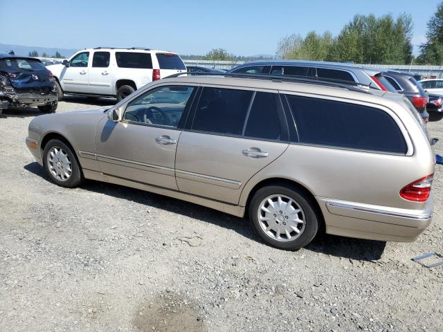 WDBJH65J3YB026575 - 2000 MERCEDES-BENZ E 320 GOLD photo 2