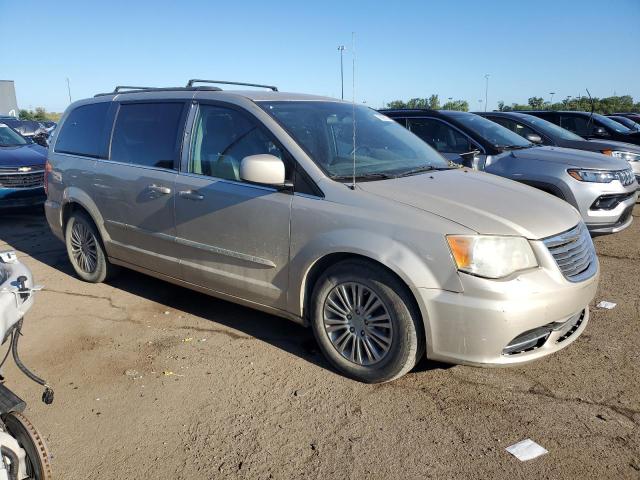 2C4RC1CG9DR707624 - 2013 CHRYSLER TOWN & COU TOURING L GOLD photo 4