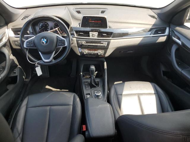 WBXHU7C50K3H45605 - 2019 BMW X1 SDRIVE28I SILVER photo 8