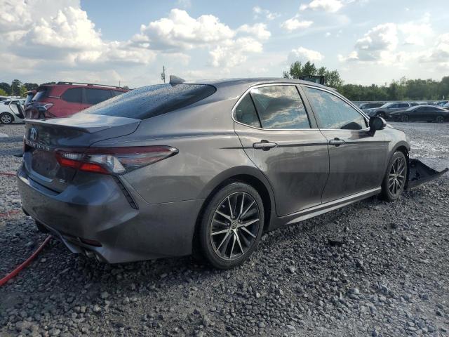 4T1T11AK7NU686033 - 2022 TOYOTA CAMRY SE CHARCOAL photo 3