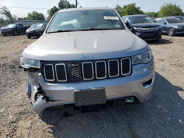 1C4RJFAGXJC453187 - 2018 JEEP GRAND CHER LAREDO 灰色 照片 5