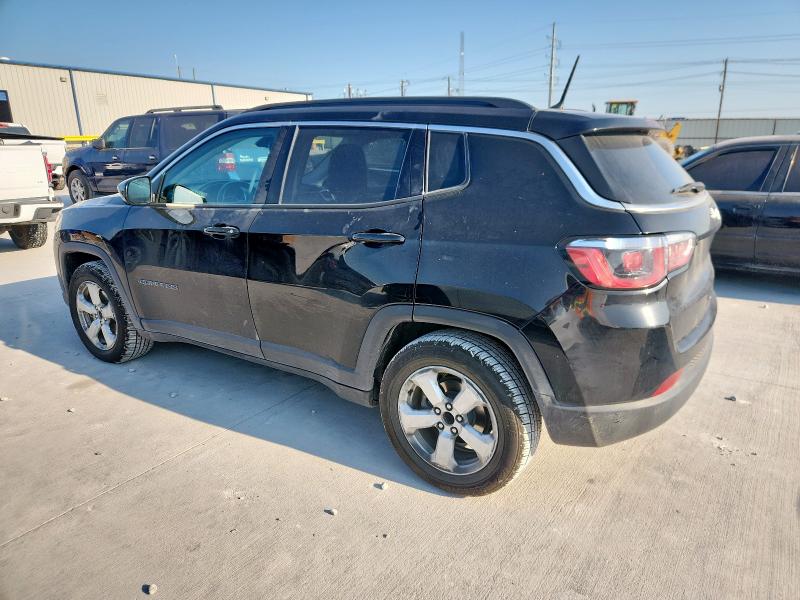 3C4NJCBB6JT468855 - 2018 JEEP COMPASS LATITUDE Qara foto 2