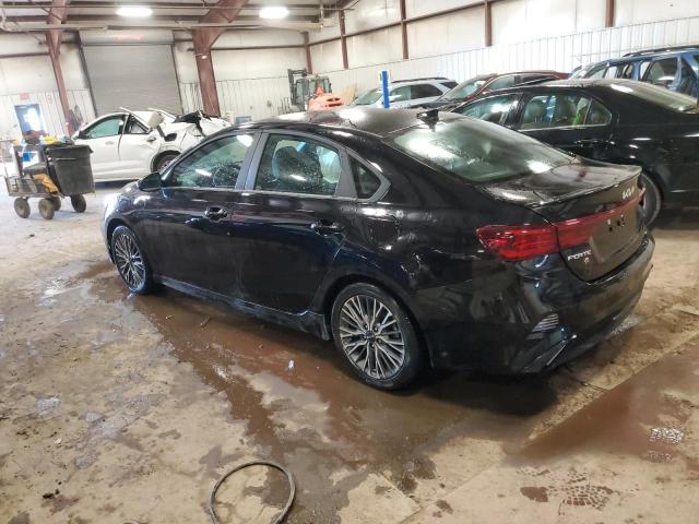 3KPF54AD7NE424617 - 2022 KIA FORTE GT LINE BLACK photo 2