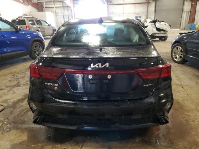 3KPF54AD7NE424617 - 2022 KIA FORTE GT LINE BLACK photo 6