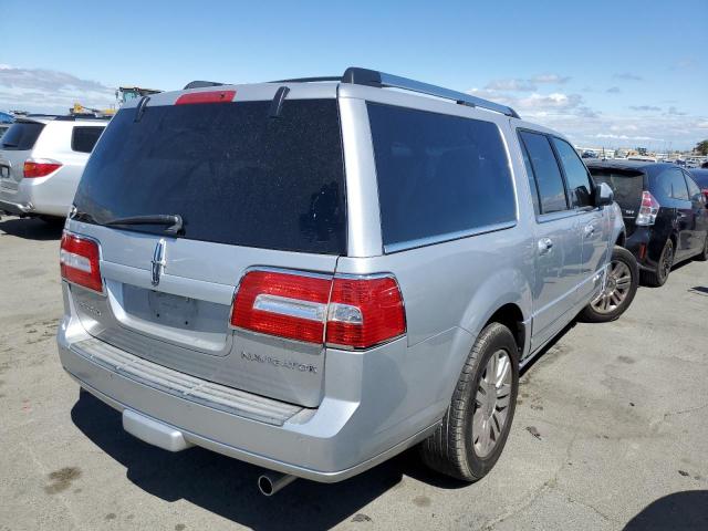 5LMJJ3J55DEL07422 - 2013 LINCOLN NAVIGATOR L SILVER photo 3