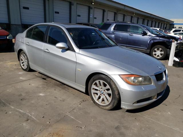 WBAVC93577KX61094 - 2007 BMW 328 XI SILVER photo 4