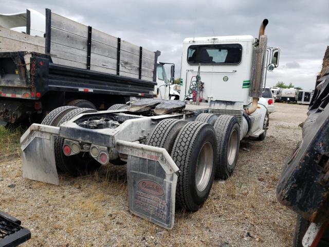 1XPHD49X6DD209139 - 2013 PETERBILT 386 WHITE photo 4