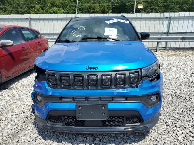 3C4NJDBB9NT191825 - 2022 JEEP COMPASS LATITUDE BLUE photo 5