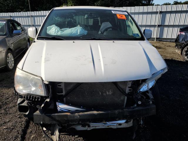 2C4RC1BG3DR610355 - 2013 CHRYSLER TOWN & COU TOURING 白色 照片 5