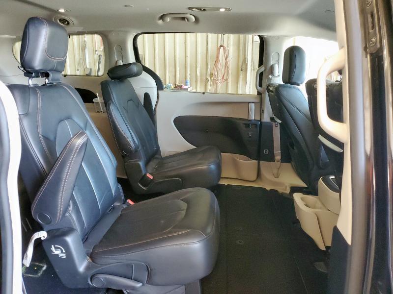 2C4RC1EG5HR678058 - 2017 CHRYSLER PACIFICA TOURING L PLUS CHARCOAL photo 11