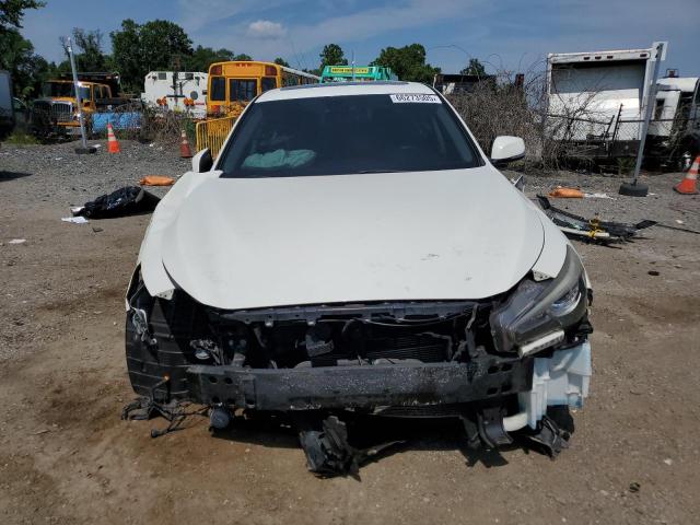 JN1EV7AR4JM443097 - 2018 INFINITI Q50 LUXE WHITE photo 5