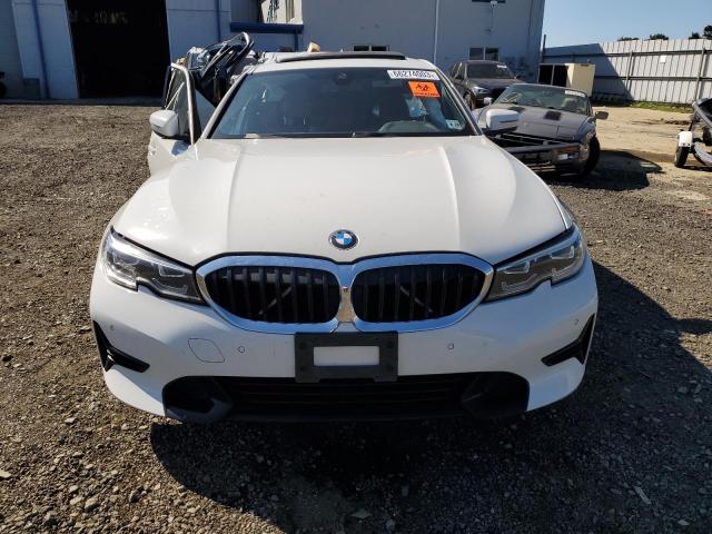 WBA5R7C58KFH23400 - 2019 BMW 330XI WHITE photo 5