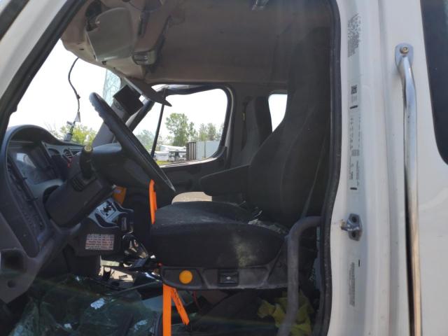 1FVACWD23NHNF8329 - 2022 FREIGHTLINER M2 106 MEDIUM DUTY WHITE photo 7