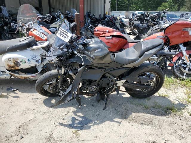 ML5EXER12PDA85451 - 2023 KAWASAKI EX650 R BLACK photo 3