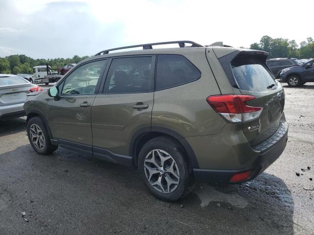 JF2SKAEC3NH425248 - 2022 SUBARU FORESTER PREMIUM GREEN photo 2