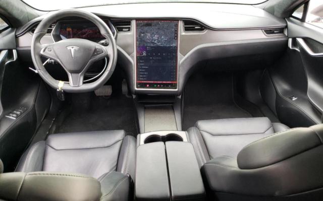 5YJSA1E2XJF260396 - 2018 TESLA MODEL S Սև լուսանկար 8