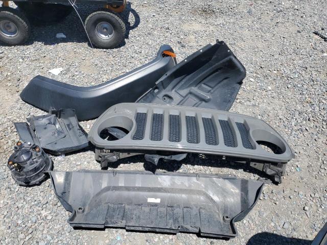 1C4HJXDN0JW264106 - 2018 JEEP WRANGLER U SPORT Grau Foto 12