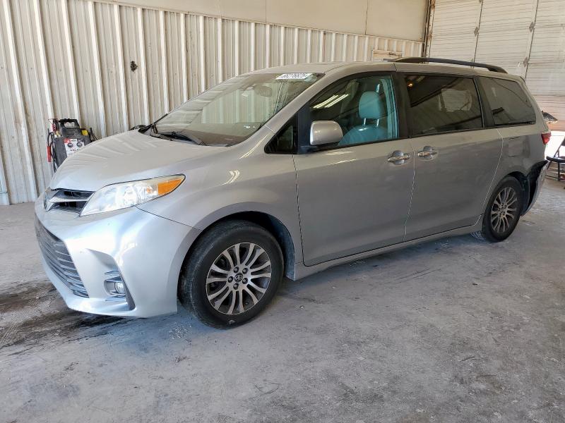 2019 TOYOTA SIENNA XLE, 