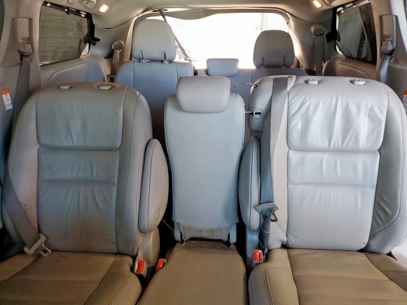 5TDYZ3DCXKS984014 - 2019 TOYOTA SIENNA XLE Argent photo 10