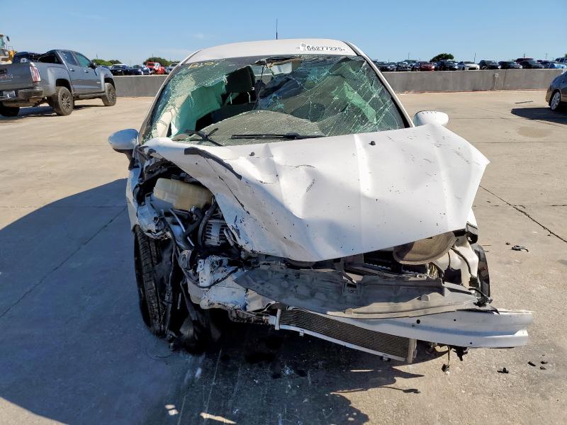 3FADP4BJ9KM127362 - 2019 FORD FIESTA SE 白色 照片 5