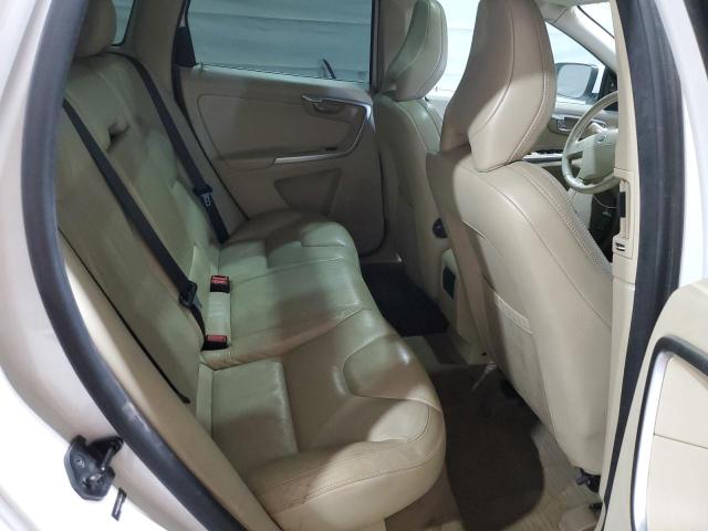 YV4992DZXA2060372 - 2010 VOLVO XC60 T6 WHITE photo 11